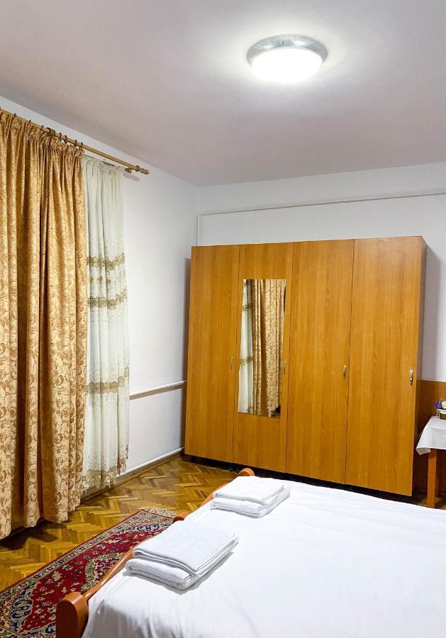 Casa Zâna Bună Gherla Exterior foto